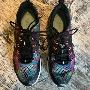 RYKA ZUMBA SNEAKERS. EUC